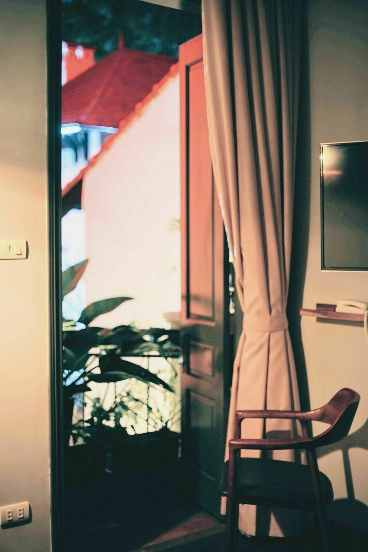 Ladybug Boutique Villa Hanoi Buitenkant foto